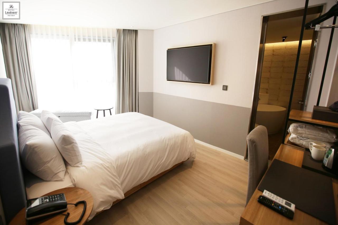 Londoner Hotel Gwangan Busan Buitenkant foto