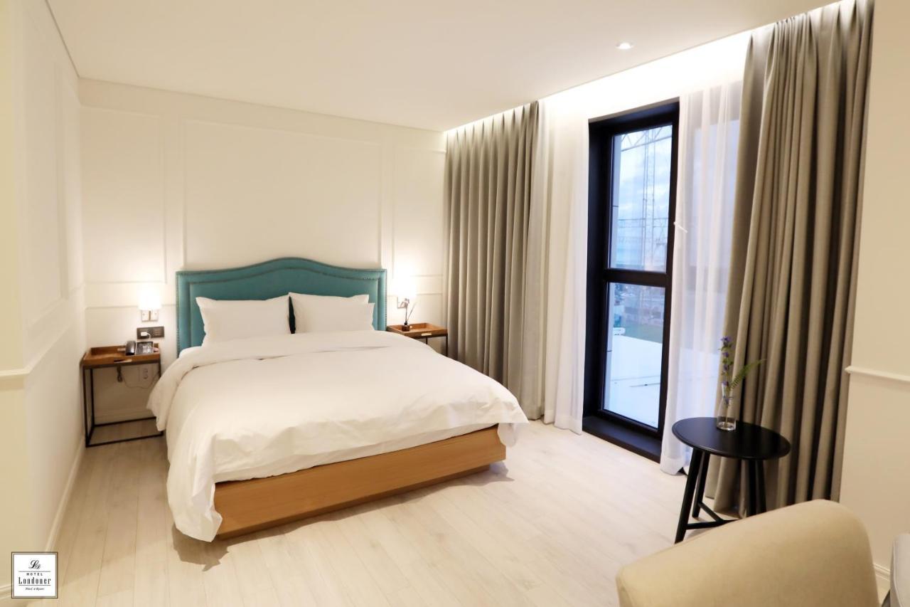 Londoner Hotel Gwangan Busan Buitenkant foto