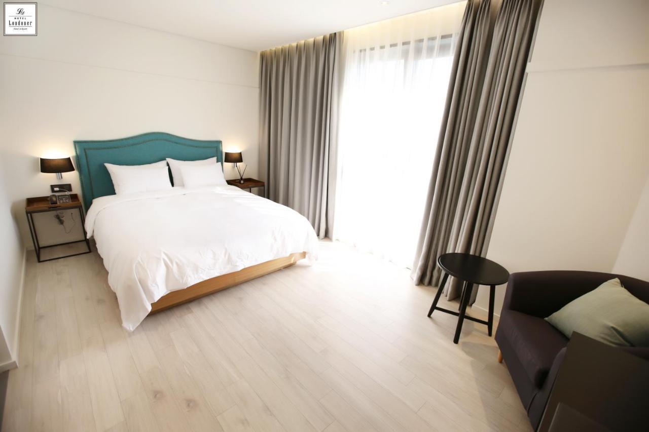 Londoner Hotel Gwangan Busan Buitenkant foto